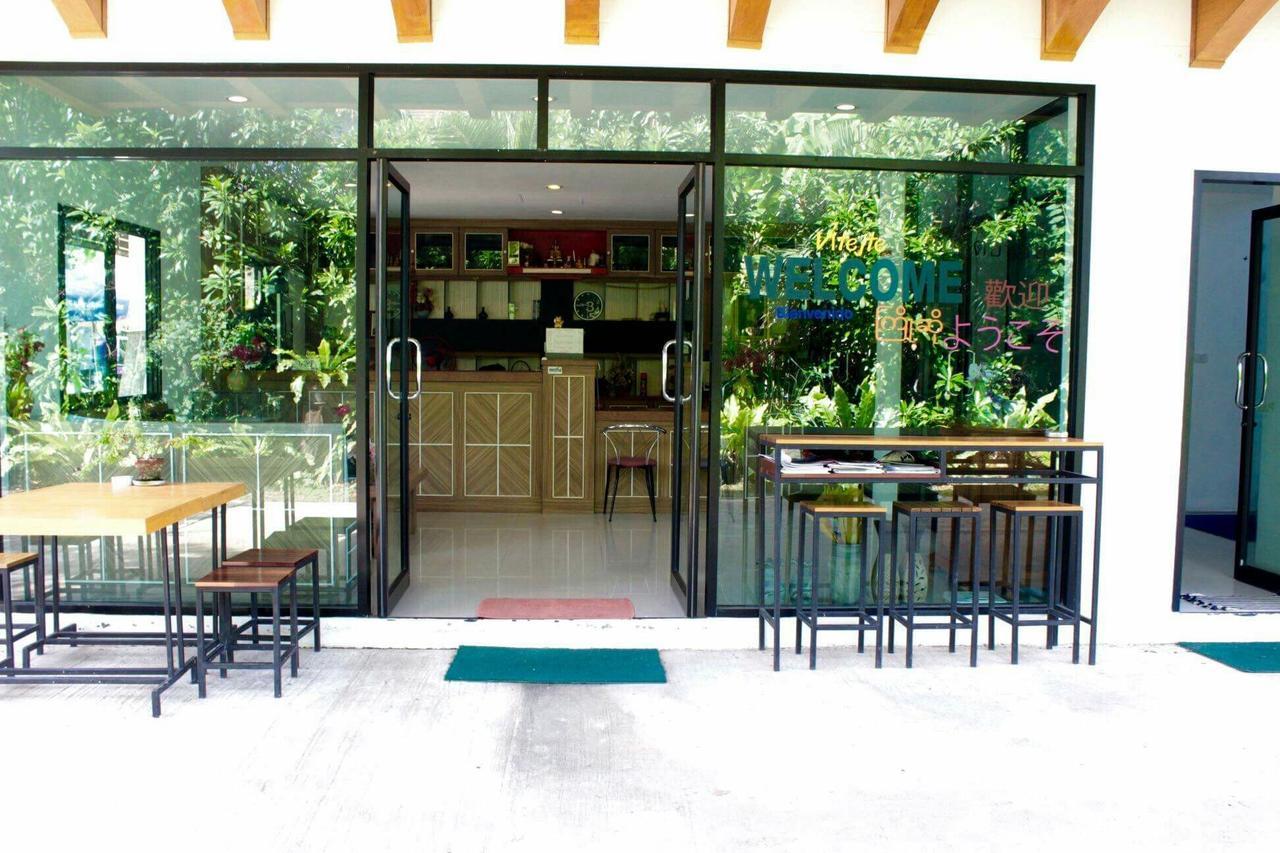 Phuthara Mansion Apartamento Phuket Exterior foto