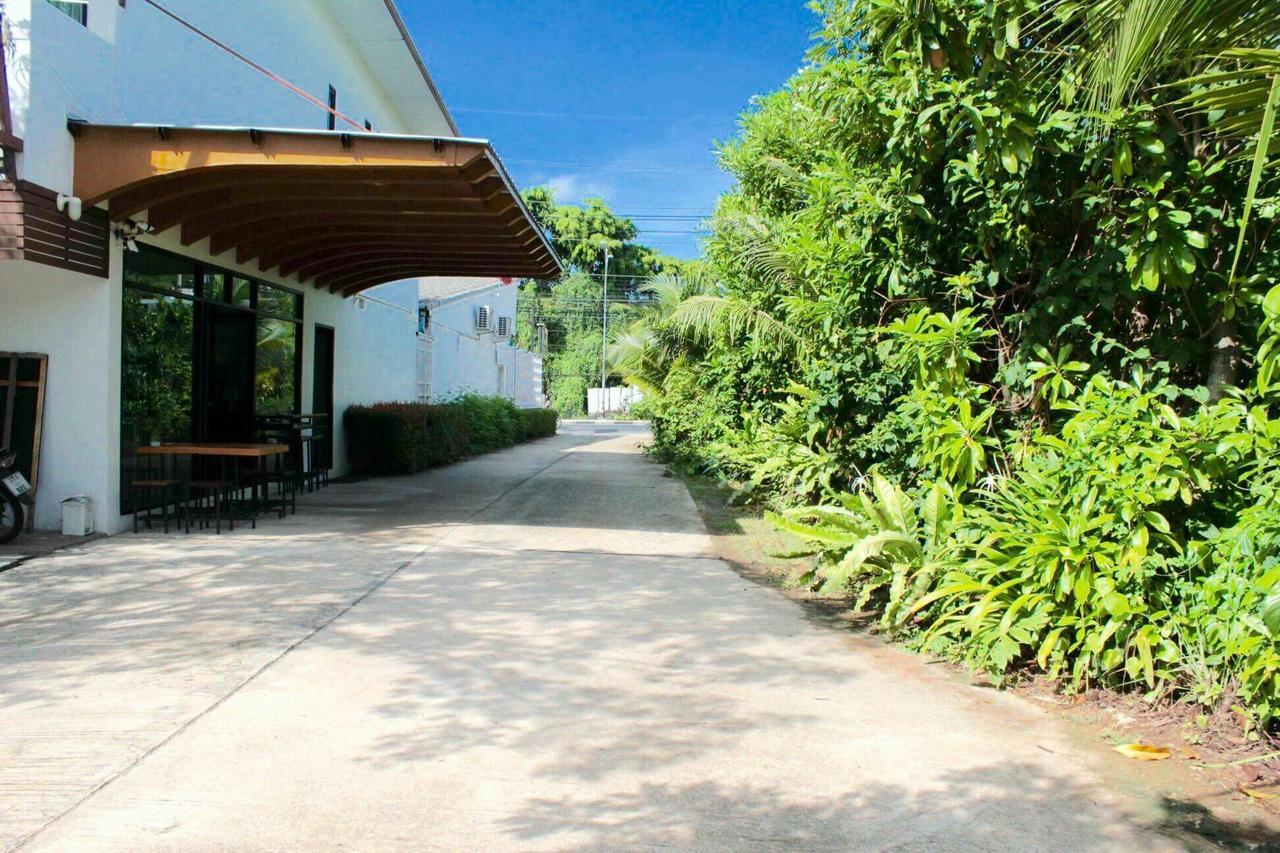 Phuthara Mansion Apartamento Phuket Exterior foto